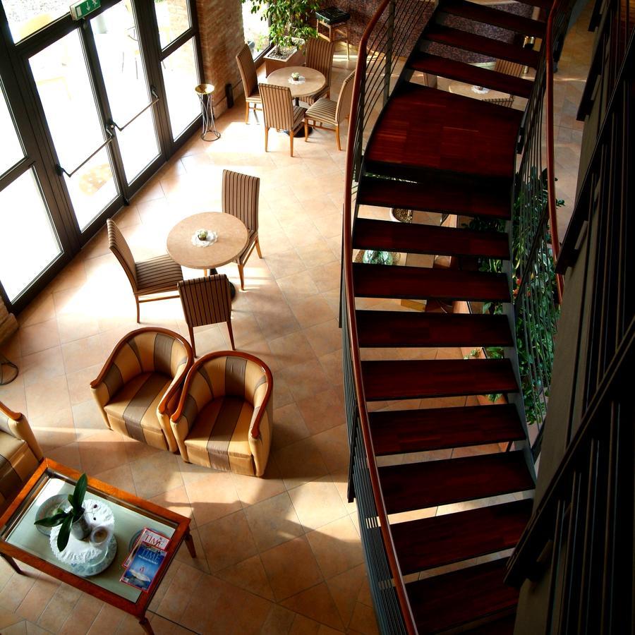 Hotel Ristorante Novecento Pegognaga Esterno foto