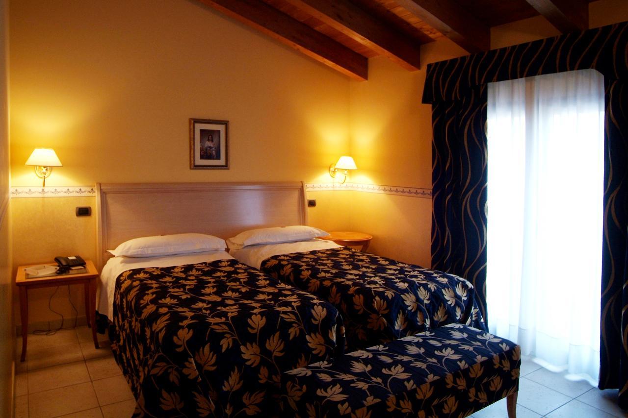 Hotel Ristorante Novecento Pegognaga Esterno foto